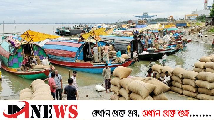 দেশের সবচেয়ে বড় ধানের মোকামে অনির্দিষ্টকালের পরিবহণ ধর্মঘট