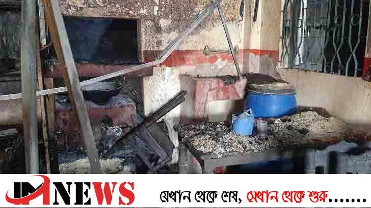 চকবাজার অগ্নিকাণ্ড হোটেলের মালিক গ্রেফতার