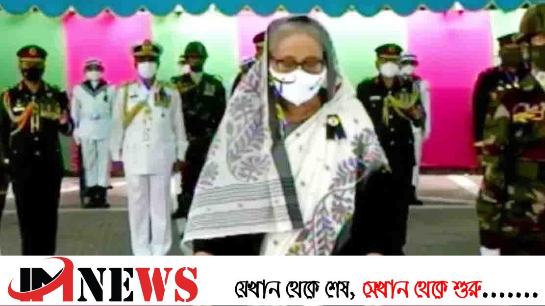 বঙ্গবন্ধুর সমাধিতে প্রধানমন্ত্রীর শ্রদ্ধা