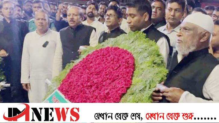 বরিশালে বঙ্গমাতা শেখ ফজিলাতুন্নেছার জন্মদিনে সেলাইমেশিন বিতরণ