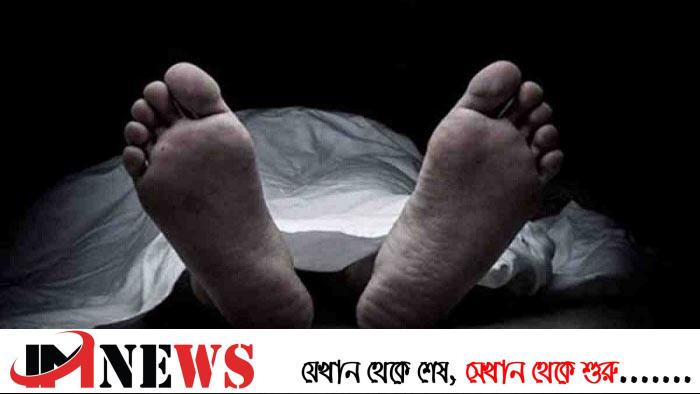 বাসের ধাক্কায় কলেজছাত্রীসহ নিহত ২