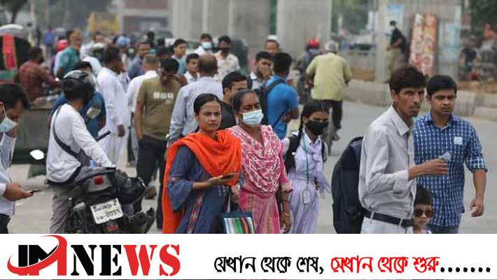 ৮টায় অফিস সড়কে বাস কম, যাত্রী বেশি