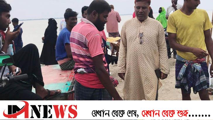 পদ্মার পাড়ে মাছের হাট