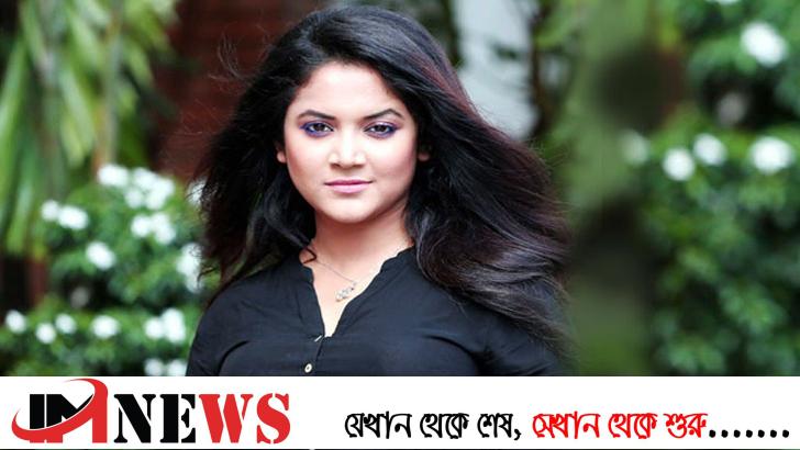 সিনেমার অপেক্ষায় ঊর্মিলা