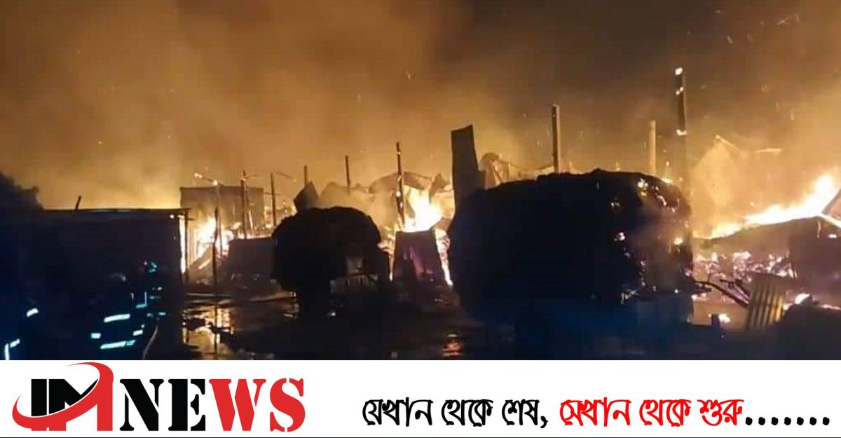 পাটের গুদামে আগুন, ৯ ইউনিটের চেষ্টায় নিয়ন্ত্রণে