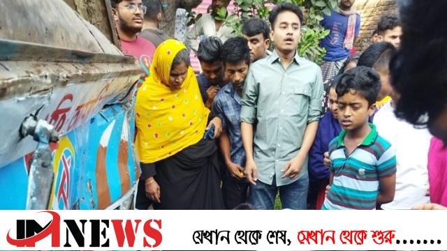 গাজীপুরে বাসচাপায় ৪ শ্রমিক নিহত
