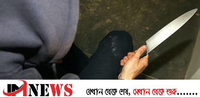 মহাদেবপুরে ব্লেড দিয়ে নিজের গলা কাটলেন যুবক