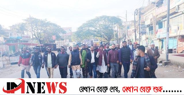 বিএনপির সমাবেশ: গণপরিবহন বন্ধ, ট্রেনে করে আসছেন নেতাকর্মীরা