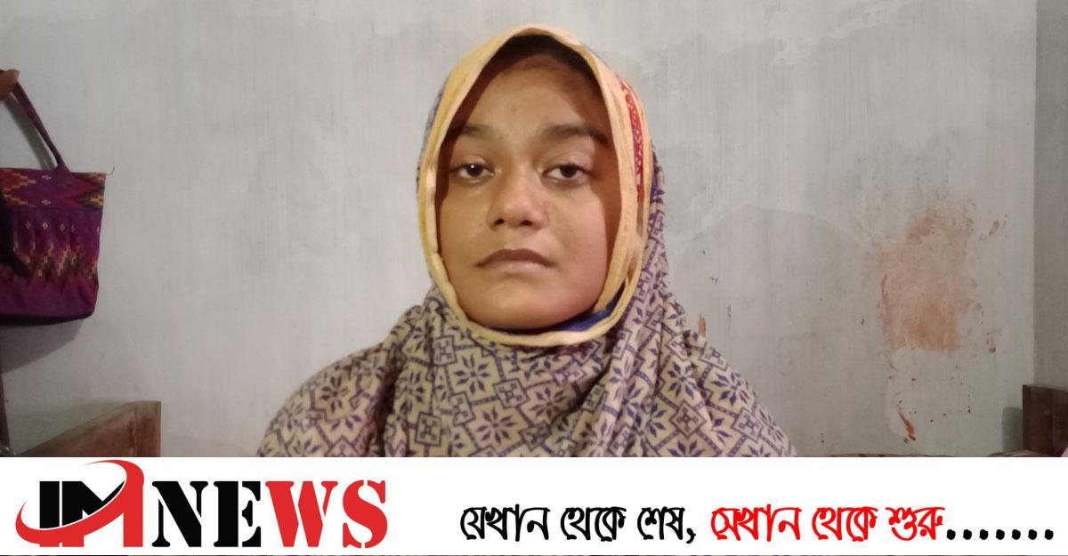 শরীয়তপুরে বাবার মরদেহ বাড়িতে রেখে পরীক্ষা দিলেন সামিয়া