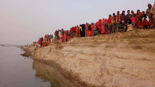 দুধকুমার নদীতে নৌকাডুবি, নিখোঁজ এক নারী