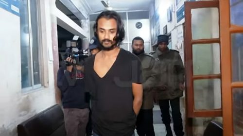 গাড়ি থামিয়ে ছিনতাইচেষ্টা, পুলিশের হাতে র‌্যাব সদস্য গ্রেফতার