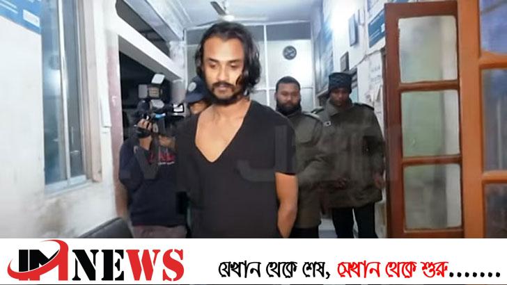 গাড়ি থামিয়ে ছিনতাইচেষ্টা, পুলিশের হাতে র‌্যাব সদস্য গ্রেফতার
