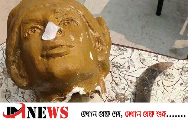 পটুয়াখালীতে মুক্তিযোদ্ধা ভাস্কর্যের মাথা ভেঙে গ্রেফতার যুবক