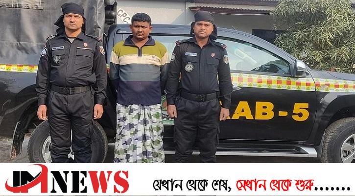 চাঁপাইনবাবগঞ্জে হেরোইনসহ যুবক আটক