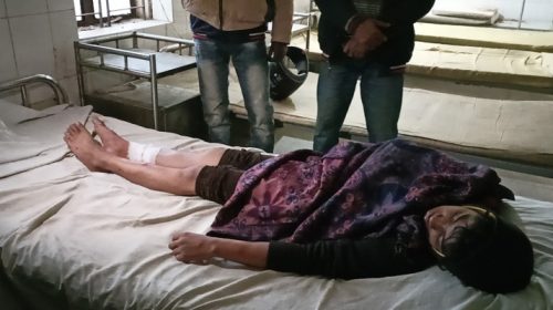 স্কুলছাত্রের পায়ে পেরেক ঢুকিয়ে নির্যাতন