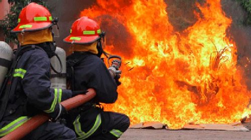 রাজধানীর অফিসার্স ক্লাবের নির্মাণাধীন ভবনে আগুন