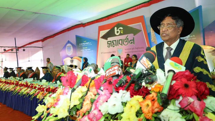 ‘কৃষি গ্র্যাজুয়েটদের প্রস্তুত করতে হবে’