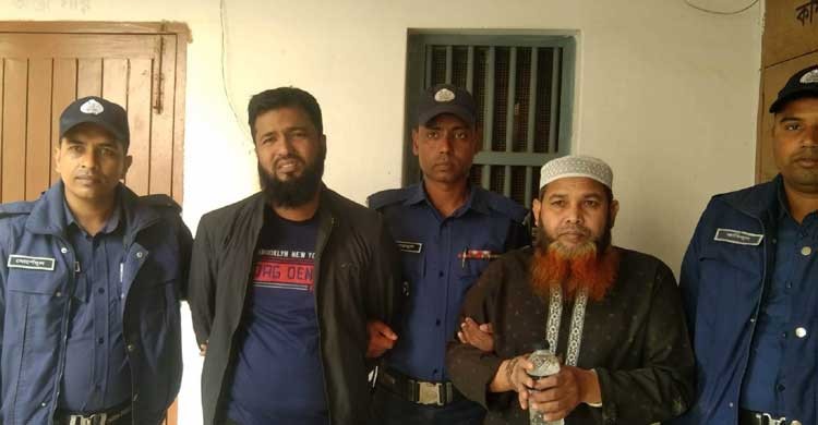 ১০ সোনার বারসহ ডিএনসির সিপাহী গ্রেপ্তার