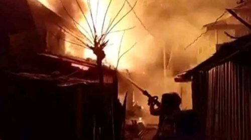 পটুয়াখালীতে আগুনে ৬ ঘর পুড়ে ১৫ লাখ টাকার ক্ষতি