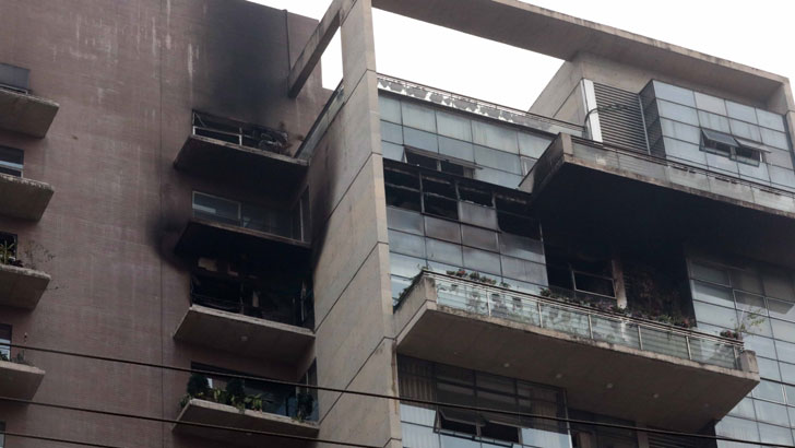 হাসপাতাল থেকে ছাড়া পেলেন ২, আইসিইউতে ১