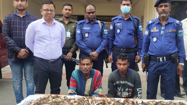অবৈধভাবে পাখি শিকারের দায়ে বাবা-ছেলে কারাগারে