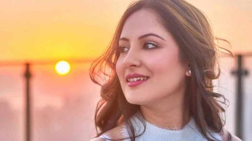 মাত্র ১৫ বছর বয়সে বাড়ি ছেড়েছিলেন পূজা