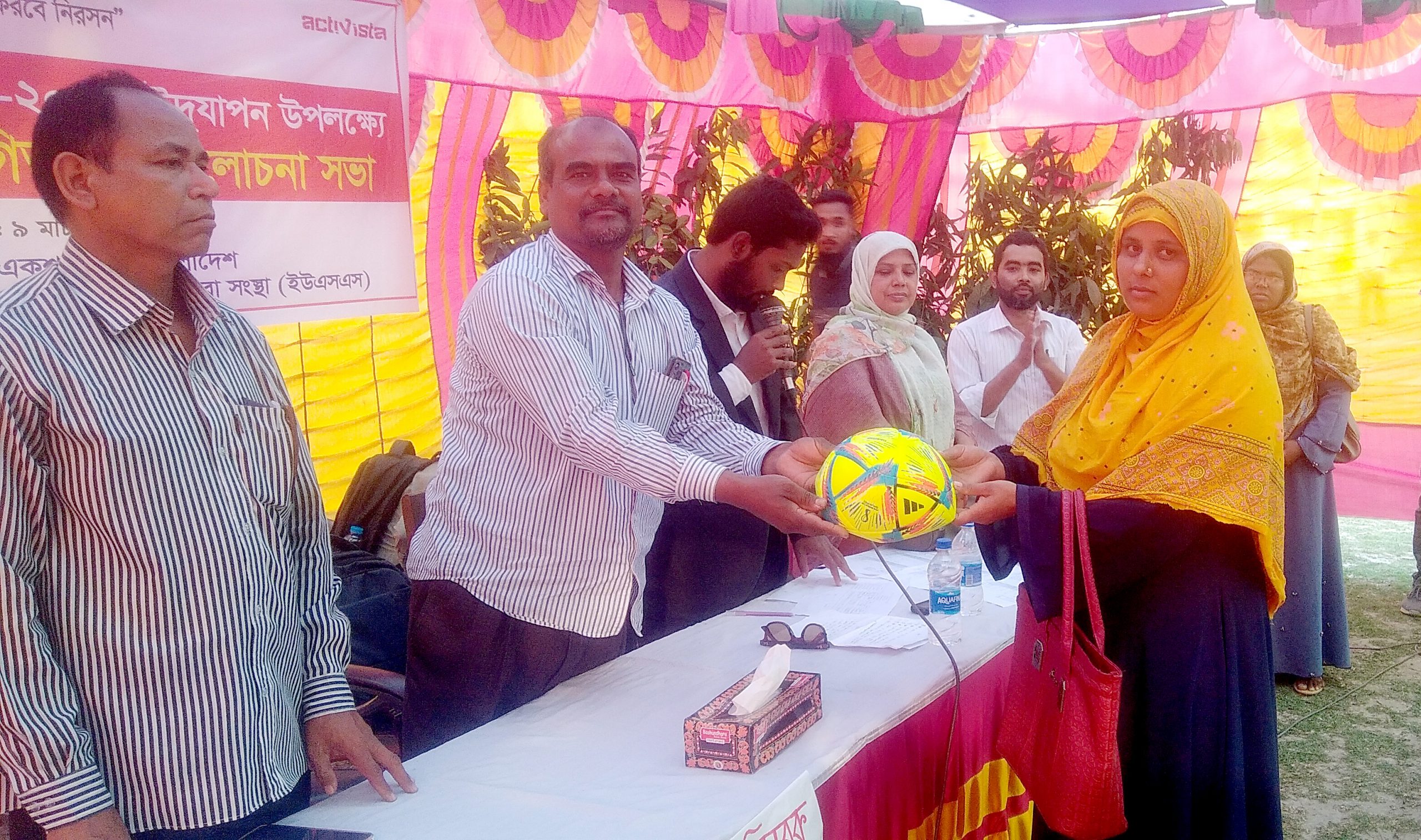 ফুলবাড়ীতে নারী দিবস উপলক্ষে বিতর্ক প্রতিযোগিতা ও আলোচনা সভা