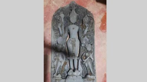 পুকুর খননকালে ১৫ কোটি টাকার বিষ্ণু মূর্তি উদ্ধার