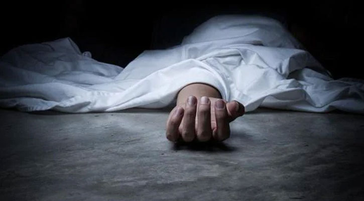 রাজধানীতে কাভার্ডভ্যান উল্টে নিহত ১