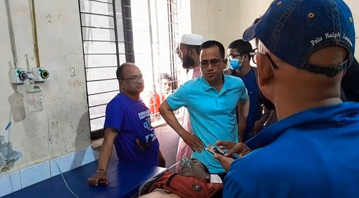 যাত্রীবাহী বাসের ধাক্কায় মোটরসাইকেল আরোহী স্বামী-স্ত্রী নিহত