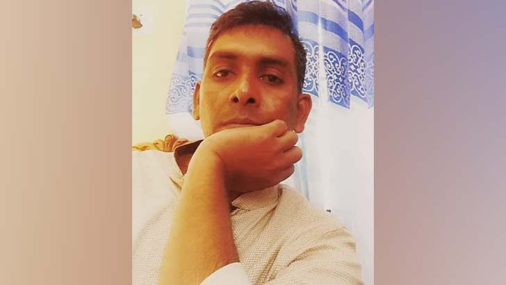 বাসের ধাক্কায় সস্ত্রীক বিএনপি নেতা নিহত