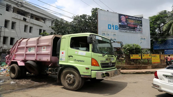 ডিএনসিসির ময়লার গাড়িচাপায় তরুণ নিহত