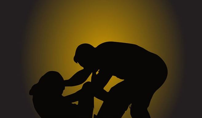 পর্যটন কেন্দ্রে ৩ নারীকে ধর্ষণচেষ্টা, যুবক গ্রেফতার