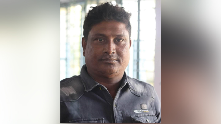 ইউপি সদস্যকে কুপিয়ে হত্যা