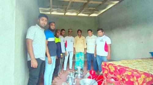 অগ্নিকান্ডে পুড়ে ক্ষতিগ্রস্ত ব্যবসায়ীদের সহয়তা করলেন ‘দান সেবা সংঘ’